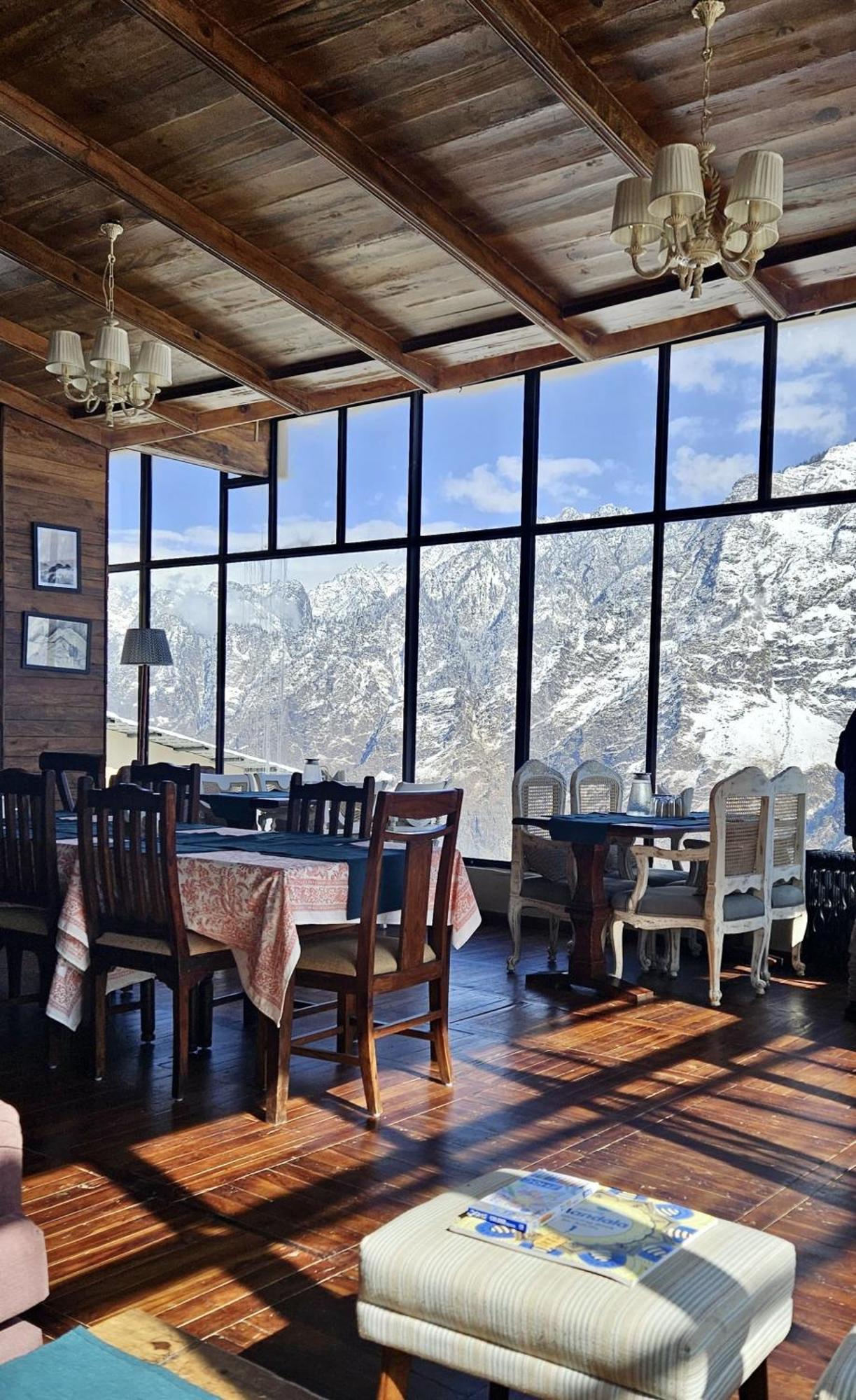 Faraway Cottages, Auli Joshīmath Zewnętrze zdjęcie