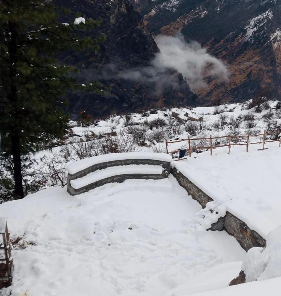 Faraway Cottages, Auli Joshīmath Zewnętrze zdjęcie