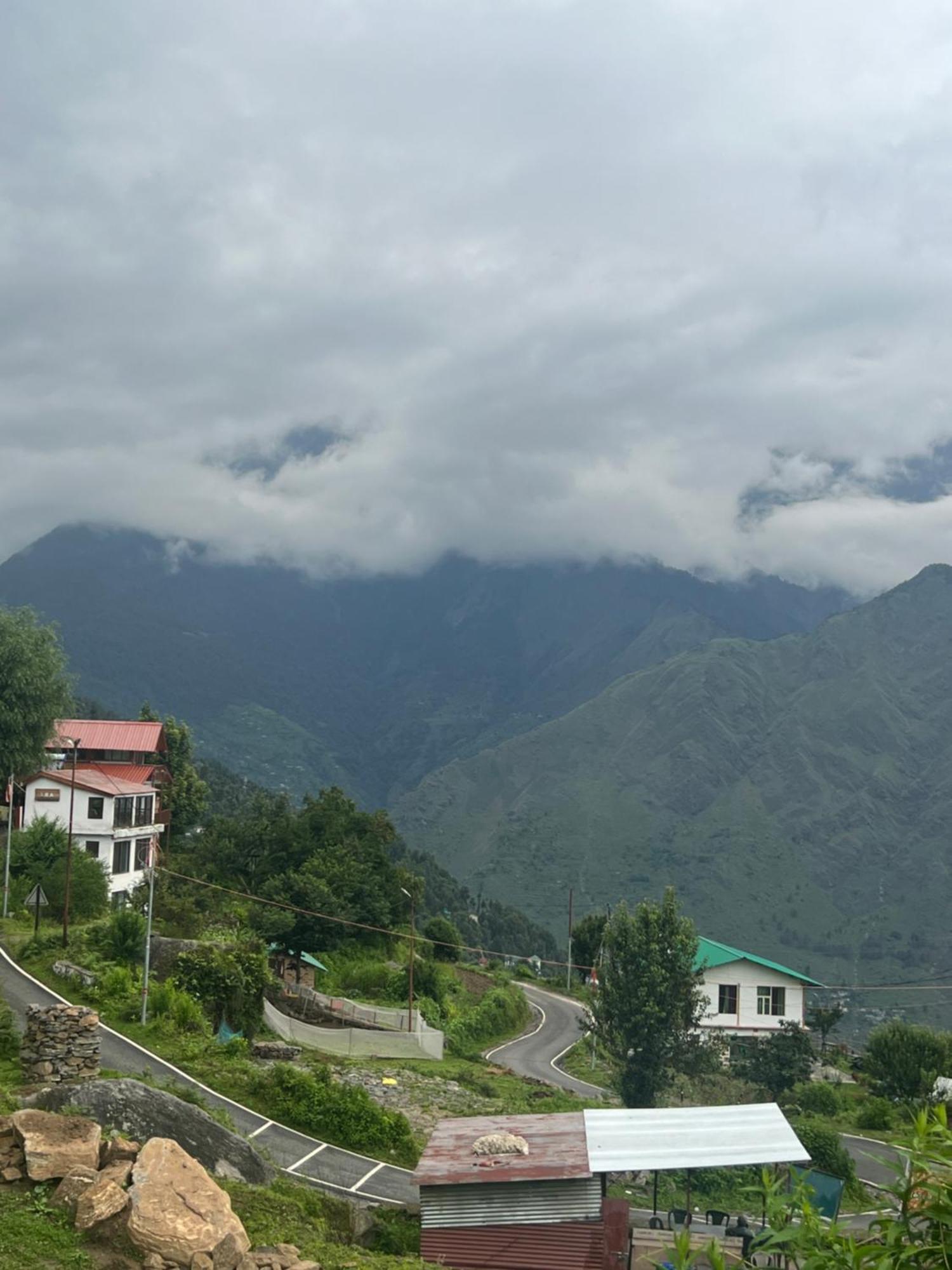 Faraway Cottages, Auli Joshīmath Zewnętrze zdjęcie