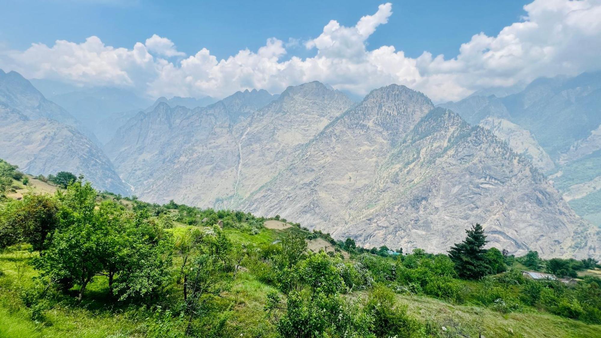 Faraway Cottages, Auli Joshīmath Zewnętrze zdjęcie