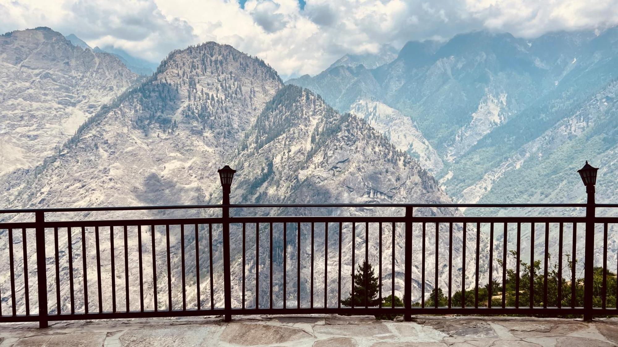 Faraway Cottages, Auli Joshīmath Zewnętrze zdjęcie