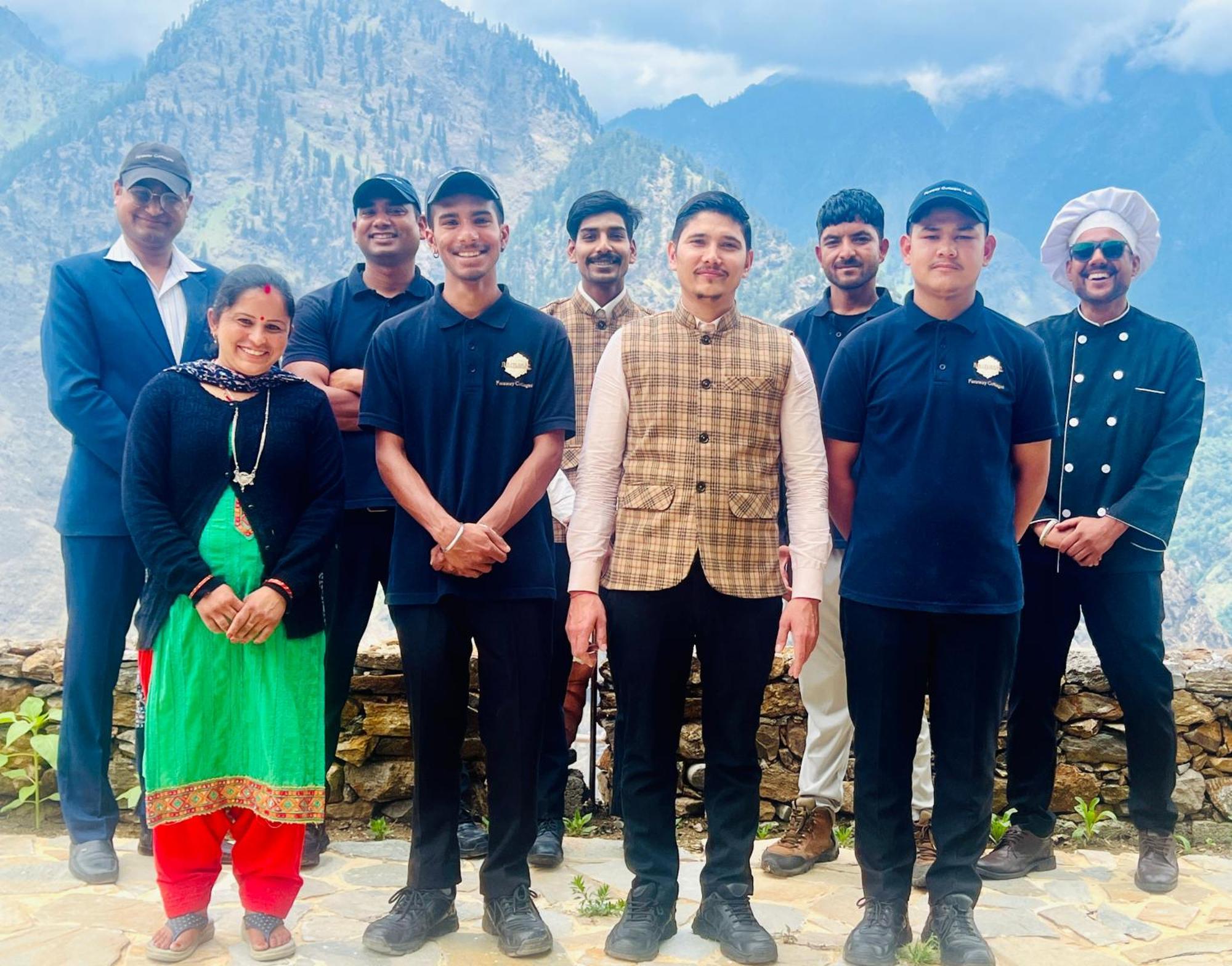 Faraway Cottages, Auli Joshīmath Zewnętrze zdjęcie